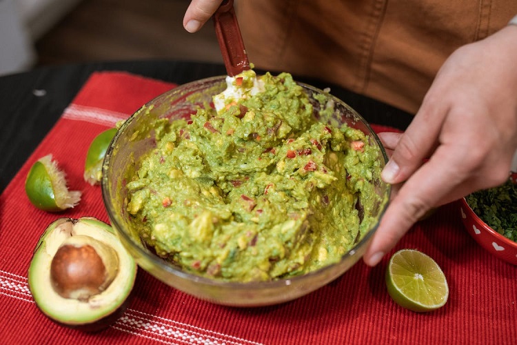 Mastering the Art of Man Salting Guacamole: A Step-by-Step Guide